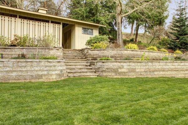 Retaining Wall Construction in Youngstown