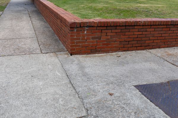 Brick Retaining Wall Repair in Youngstown